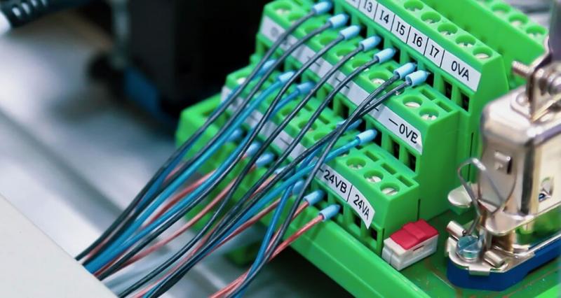 Diskusi Singkat Tentang Blok Terminal PCB